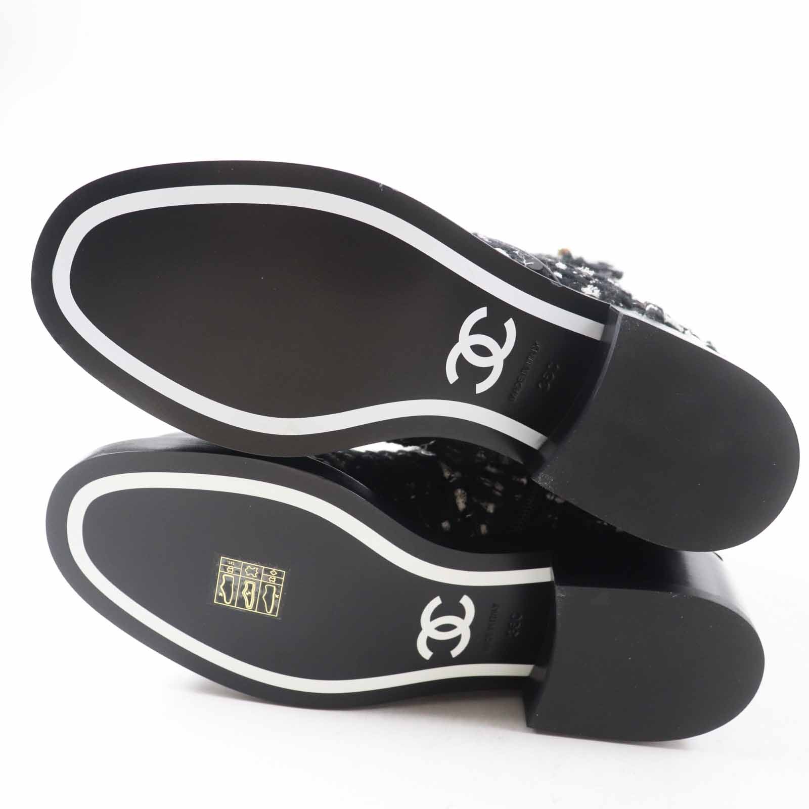 CHANEL ショートブーツ