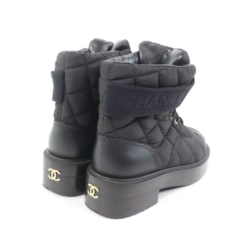 CHANEL ショートブーツ