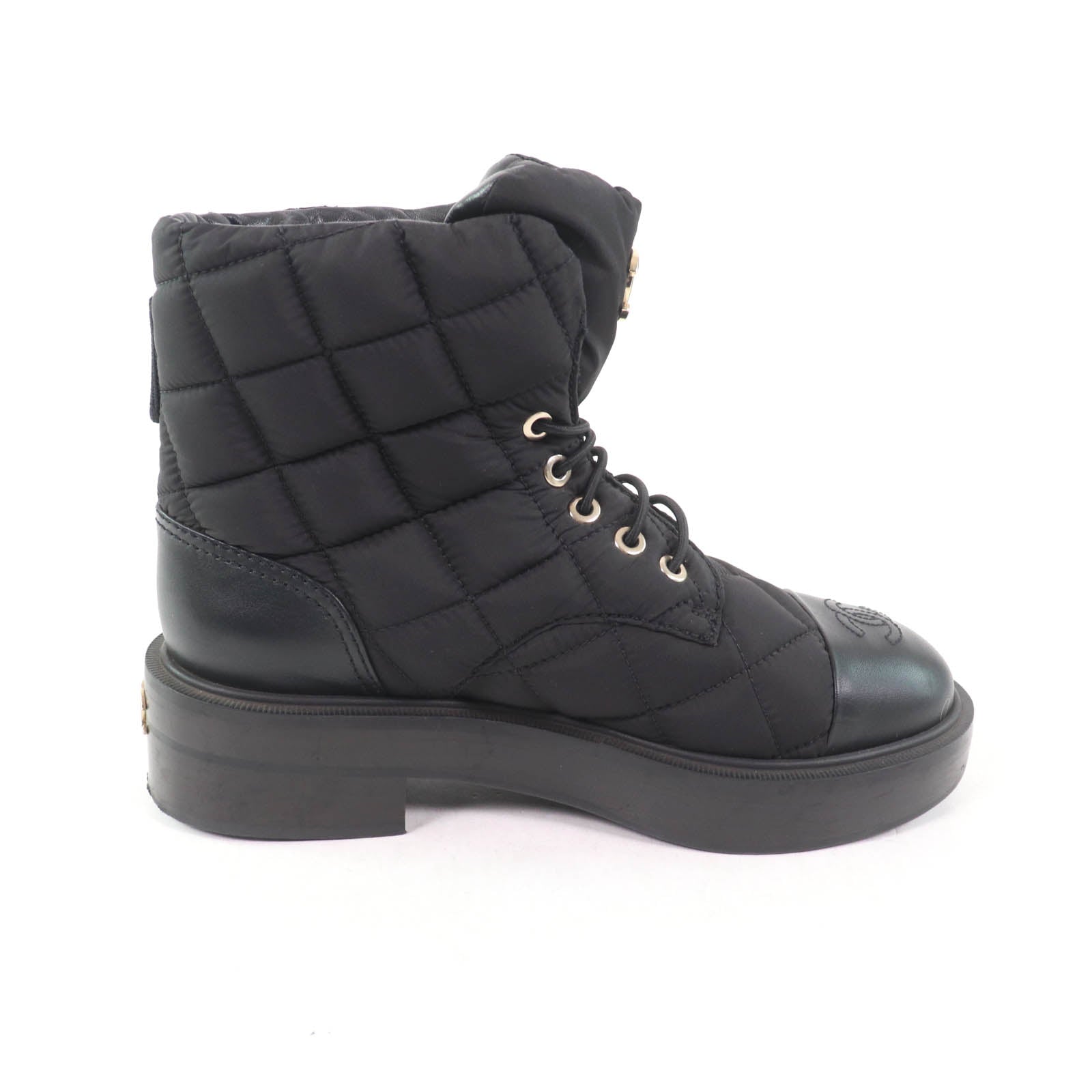 CHANEL ショートブーツ