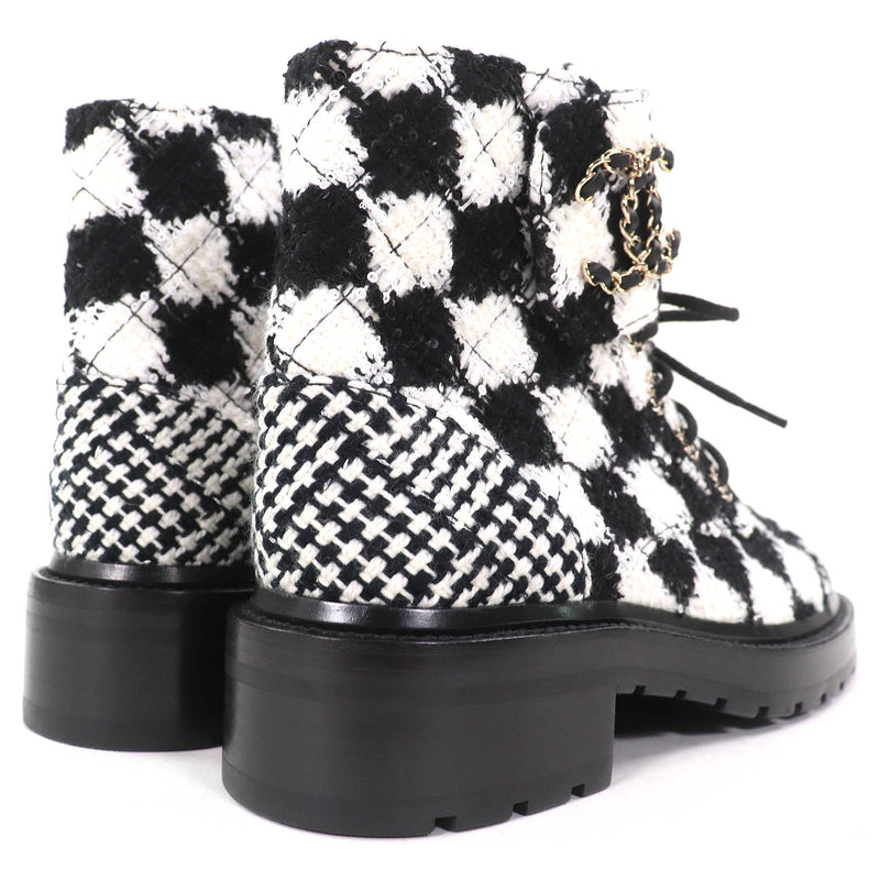 CHANEL アンクルブーツ