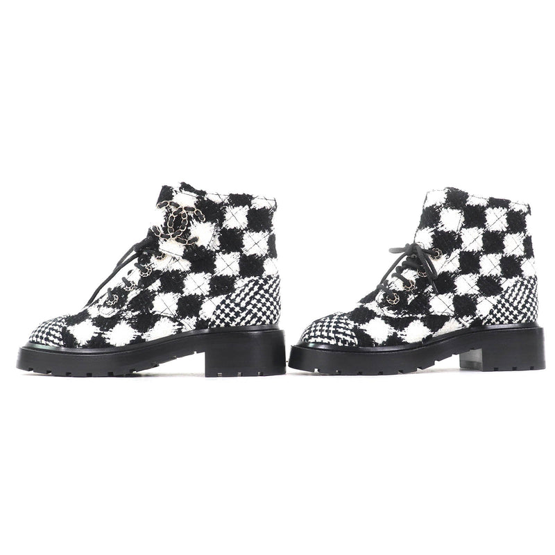 CHANEL アンクルブーツ