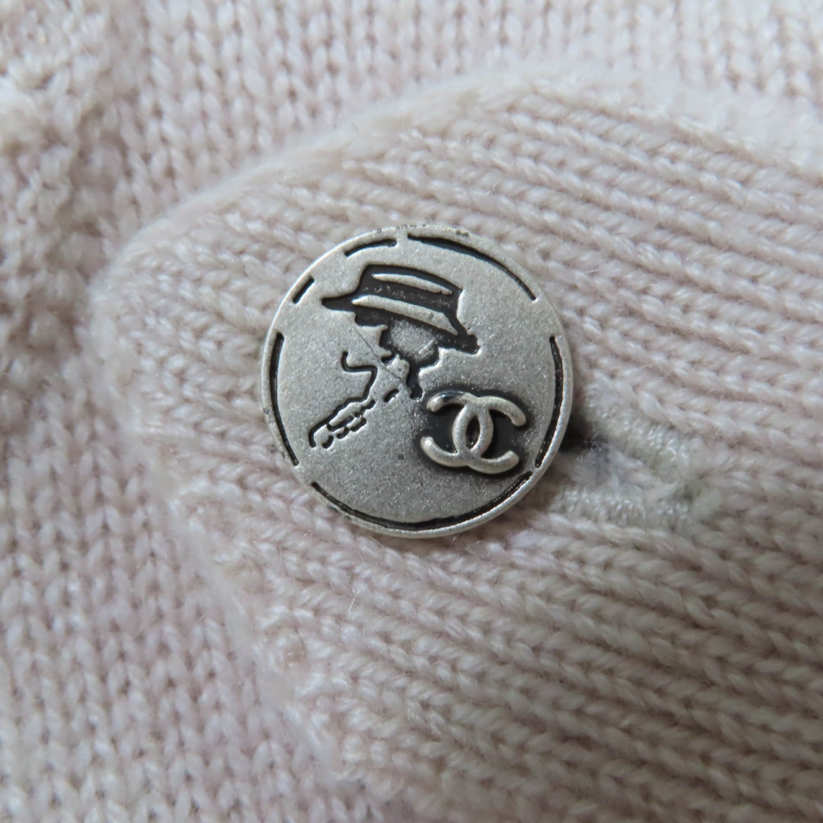 CHANEL カーディガン