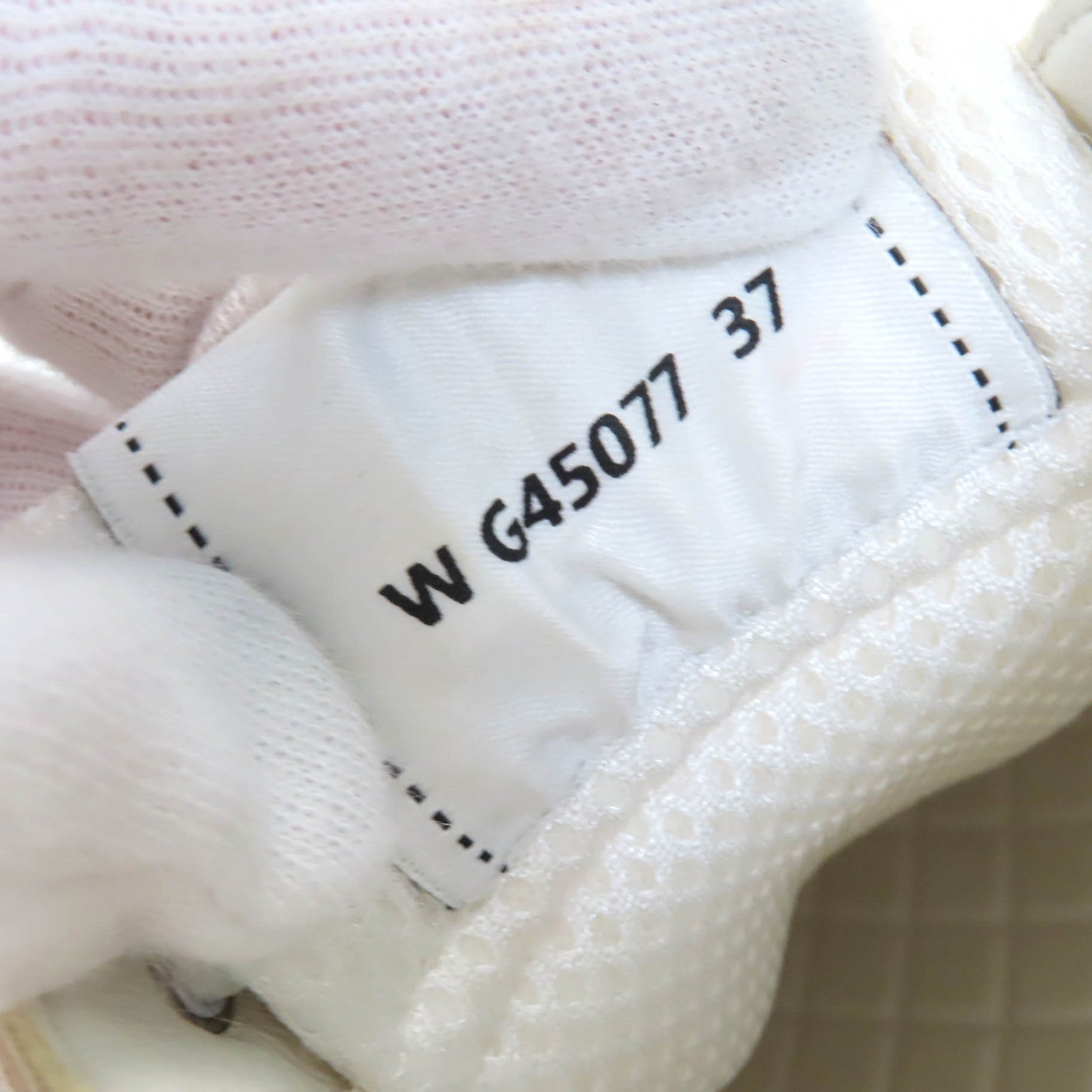 CHANEL スニーカー