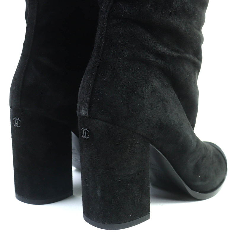 CHANEL ニーハイブーツ