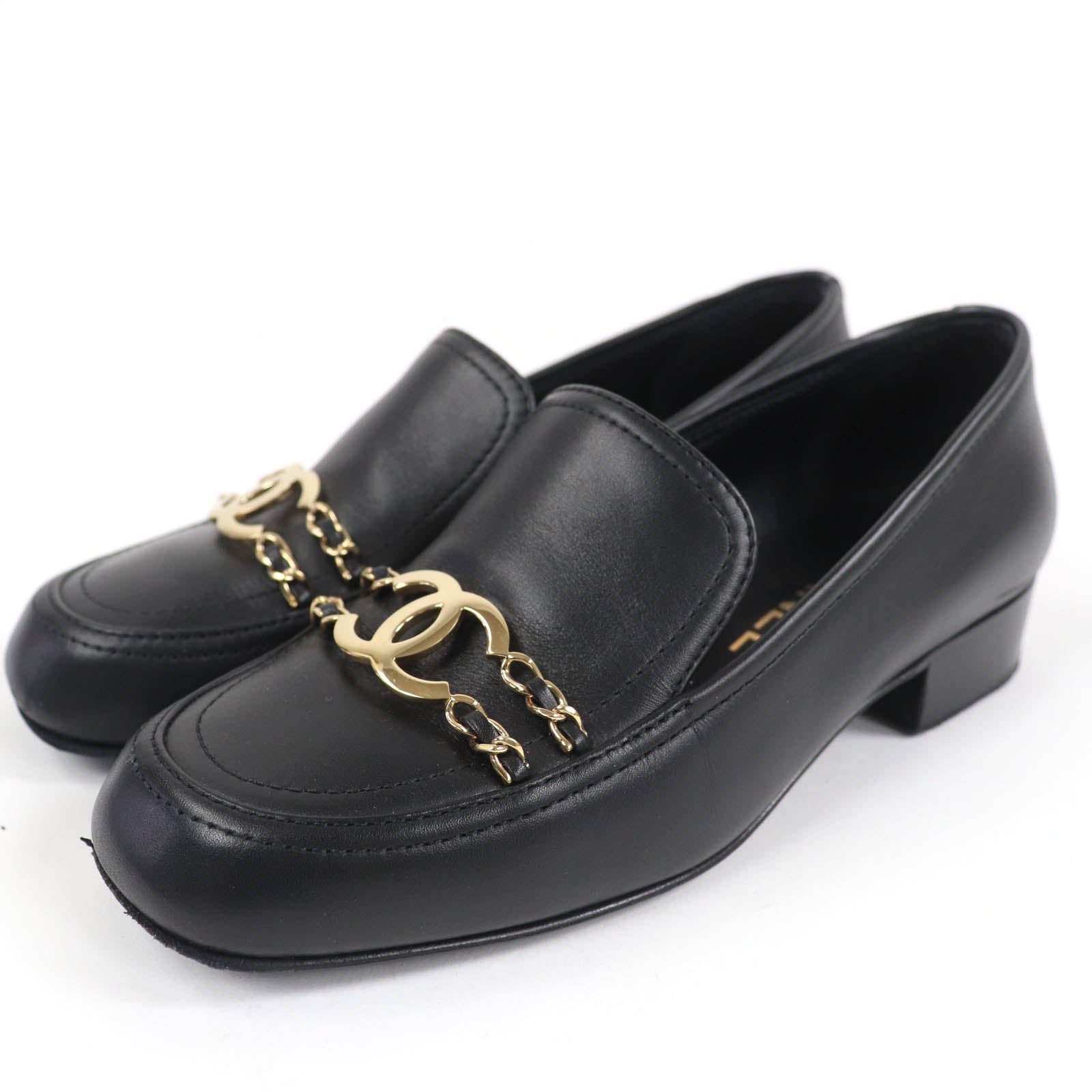 CHANEL シャネル　エスパドリーユ　ココマーク　モカ　ブラック　黒　ローファ CHANEL Black loafers Women COCO Mark Chain Leather シャネル