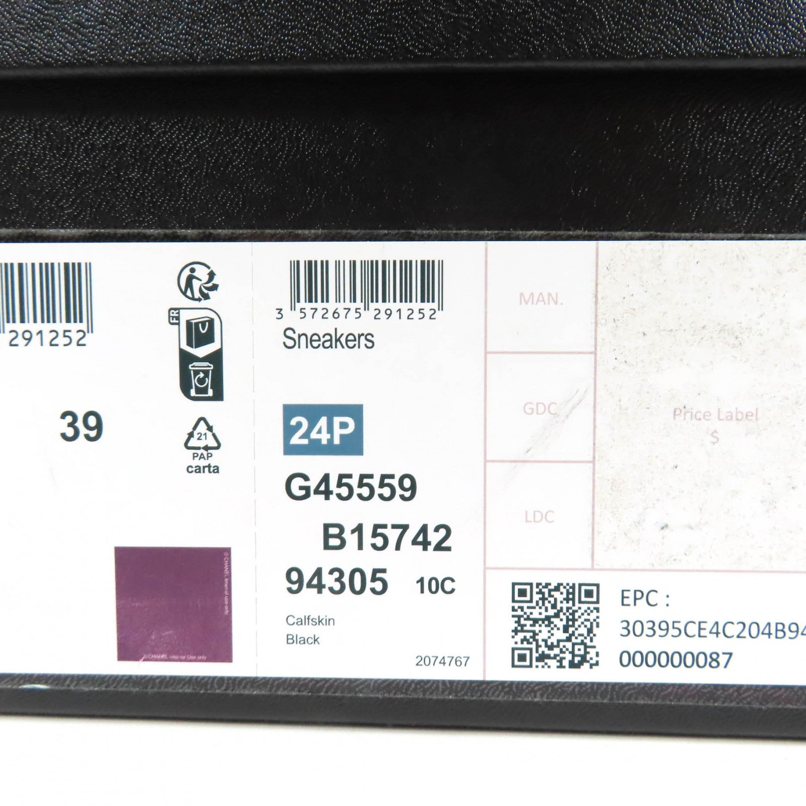 CHANEL スニーカー