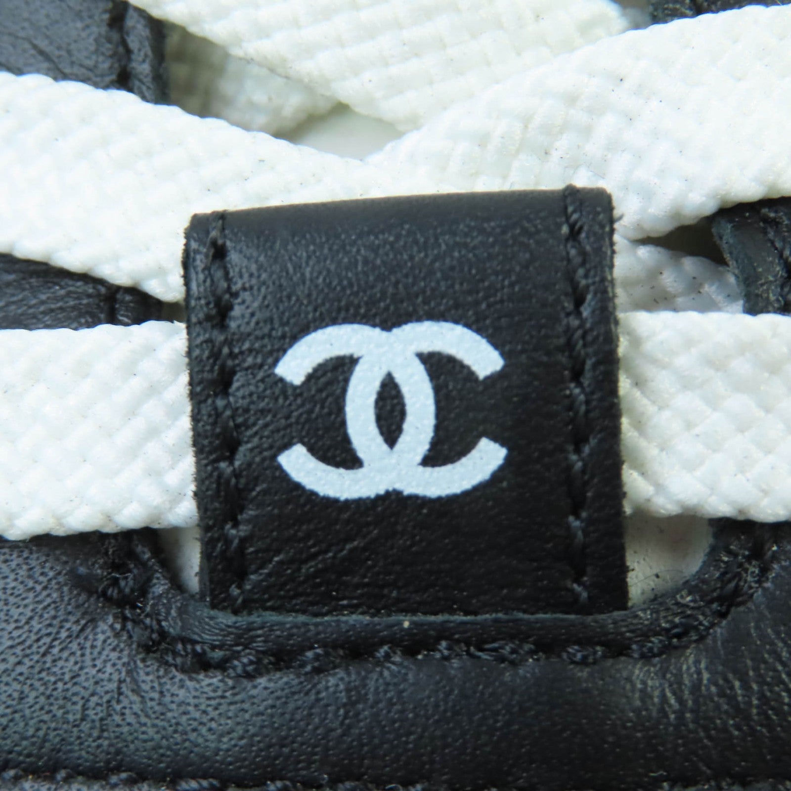 CHANEL ローカットスニーカー