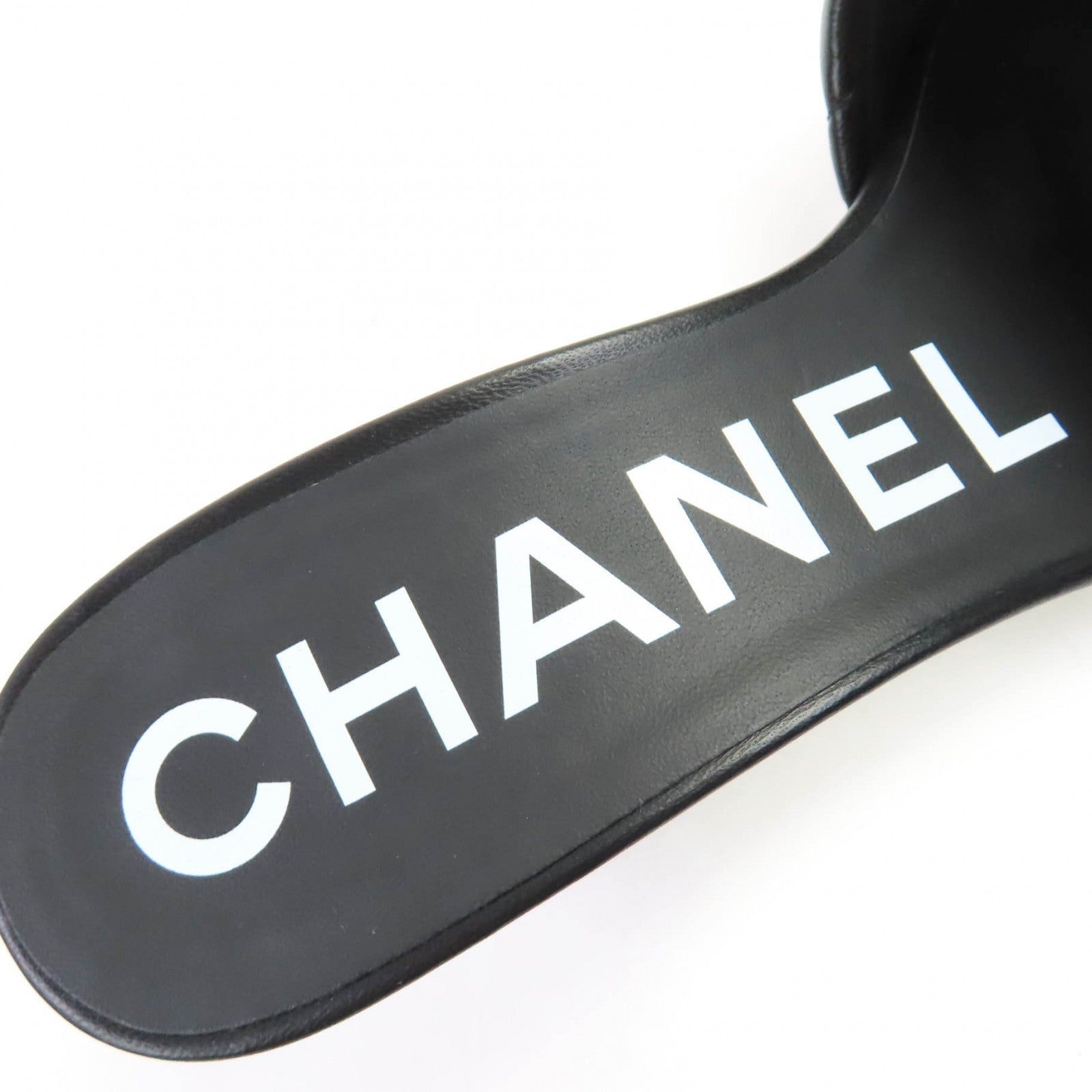 CHANEL ミュール