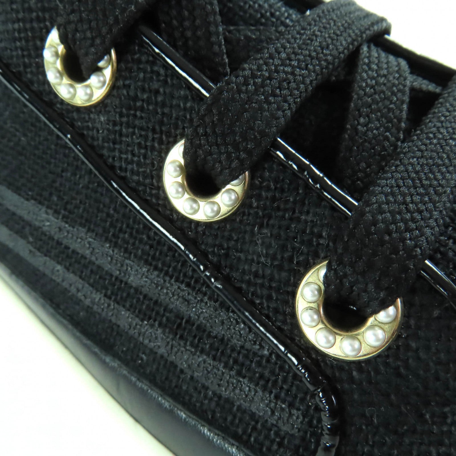 CHANEL ハイカットスニーカー