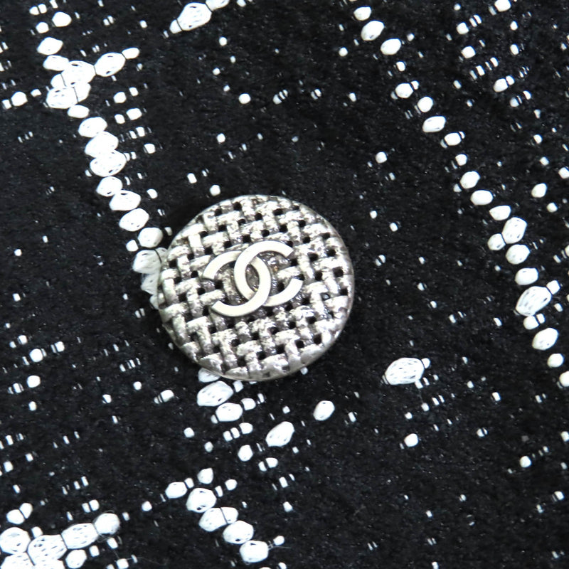 CHANEL ノーカラージャケット
