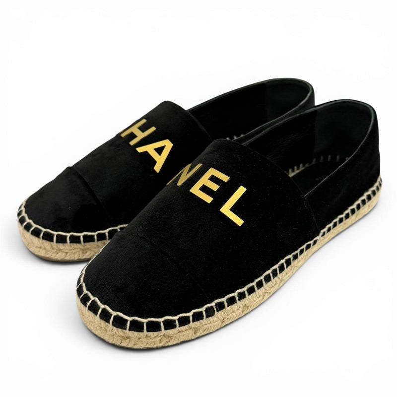 CHANEL スリッポン