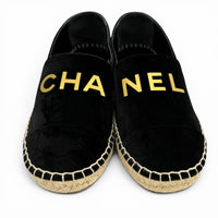 CHANEL スリッポン