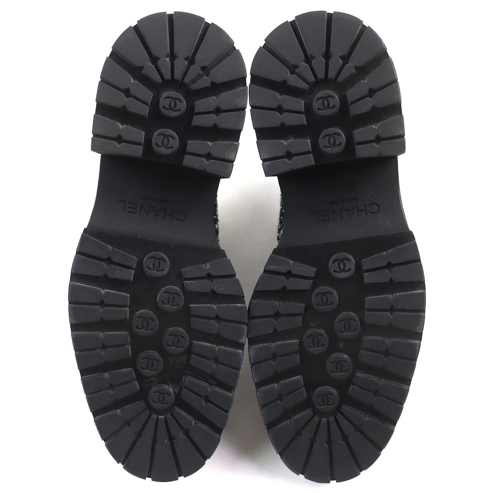 CHANEL ショートブーツ