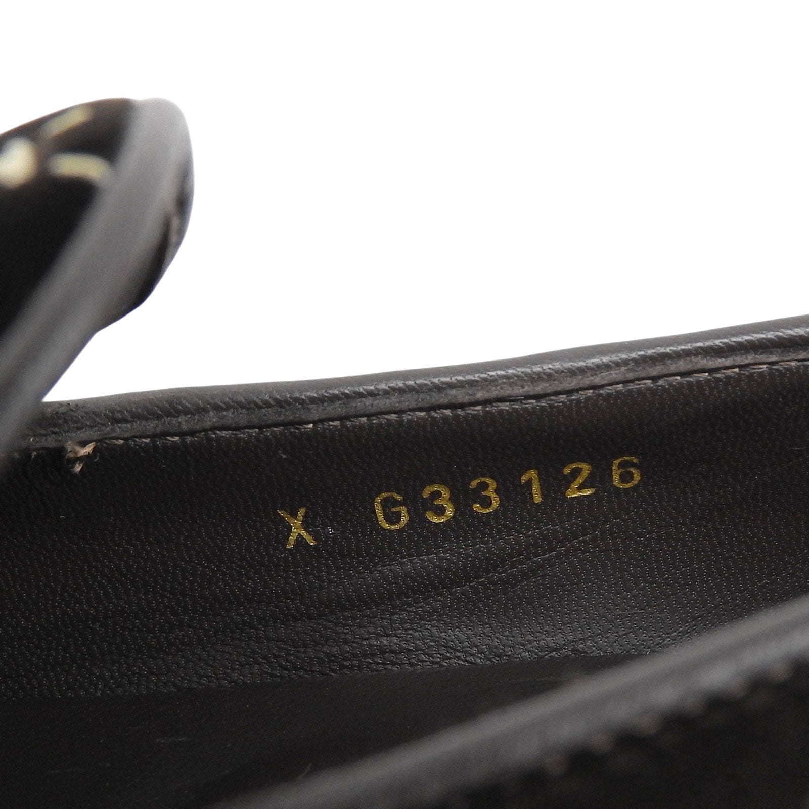 CHANEL スリッポン