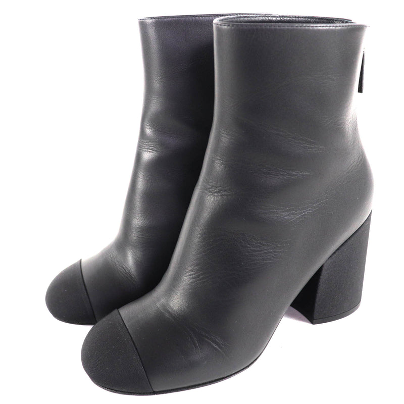 CHANEL アンクルブーツ