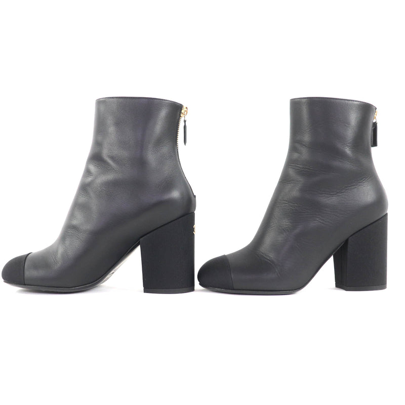 CHANEL アンクルブーツ