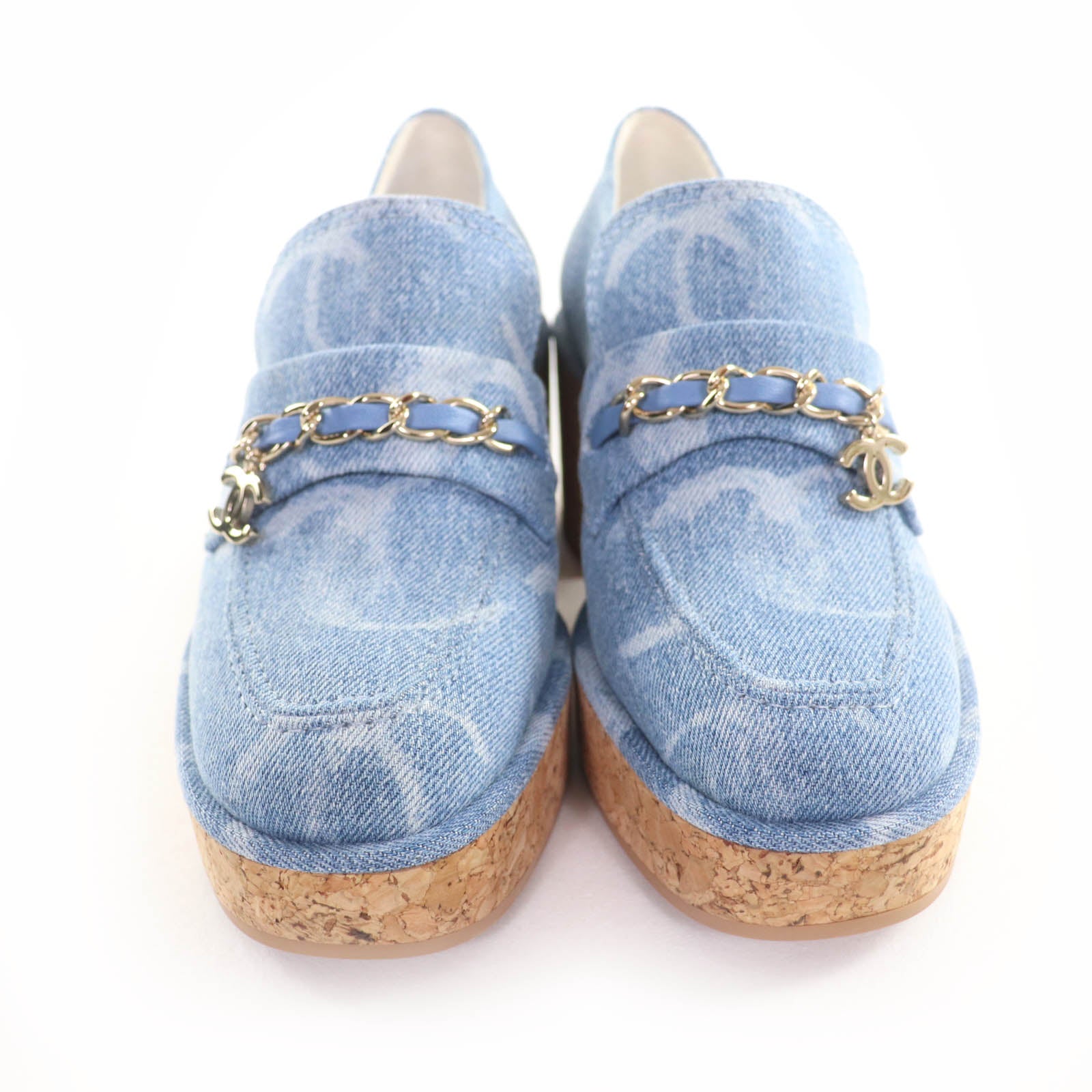 CHANEL ローファー