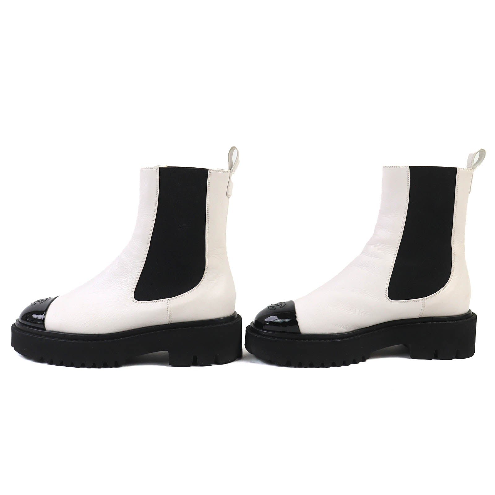 CHANEL ショートブーツ