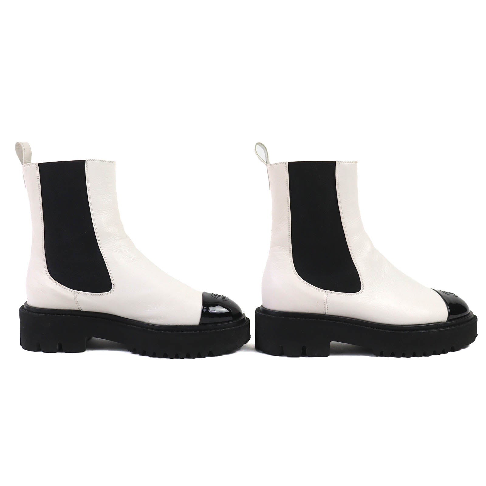 CHANEL ショートブーツ