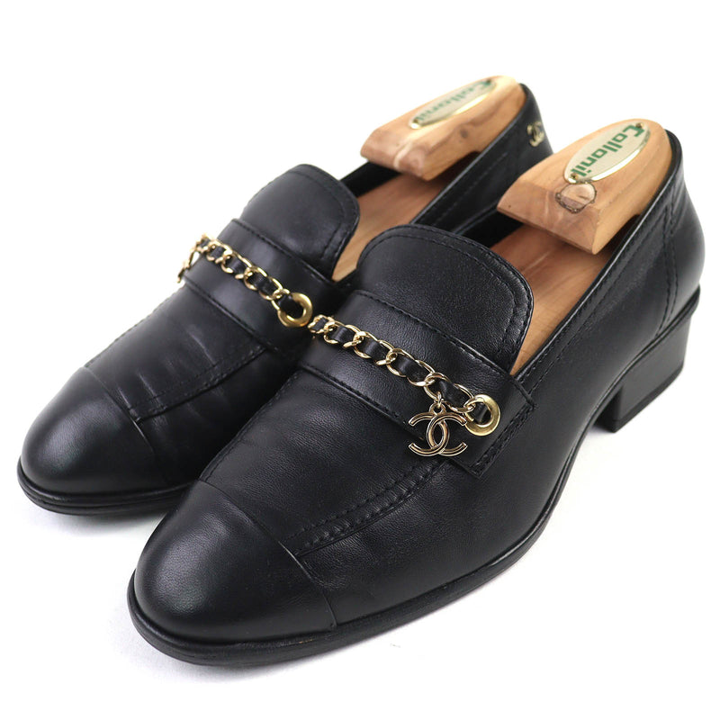 CHANEL ローファー