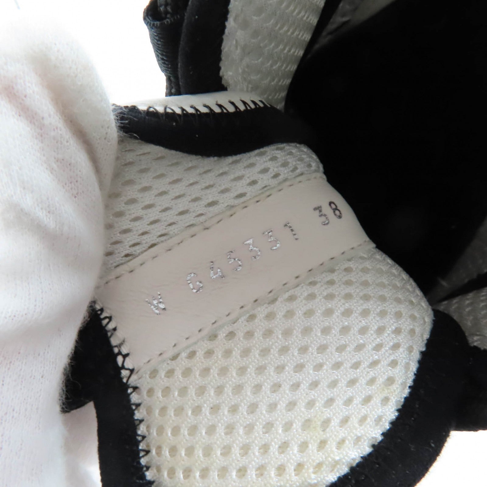 CHANEL ローカットスニーカー