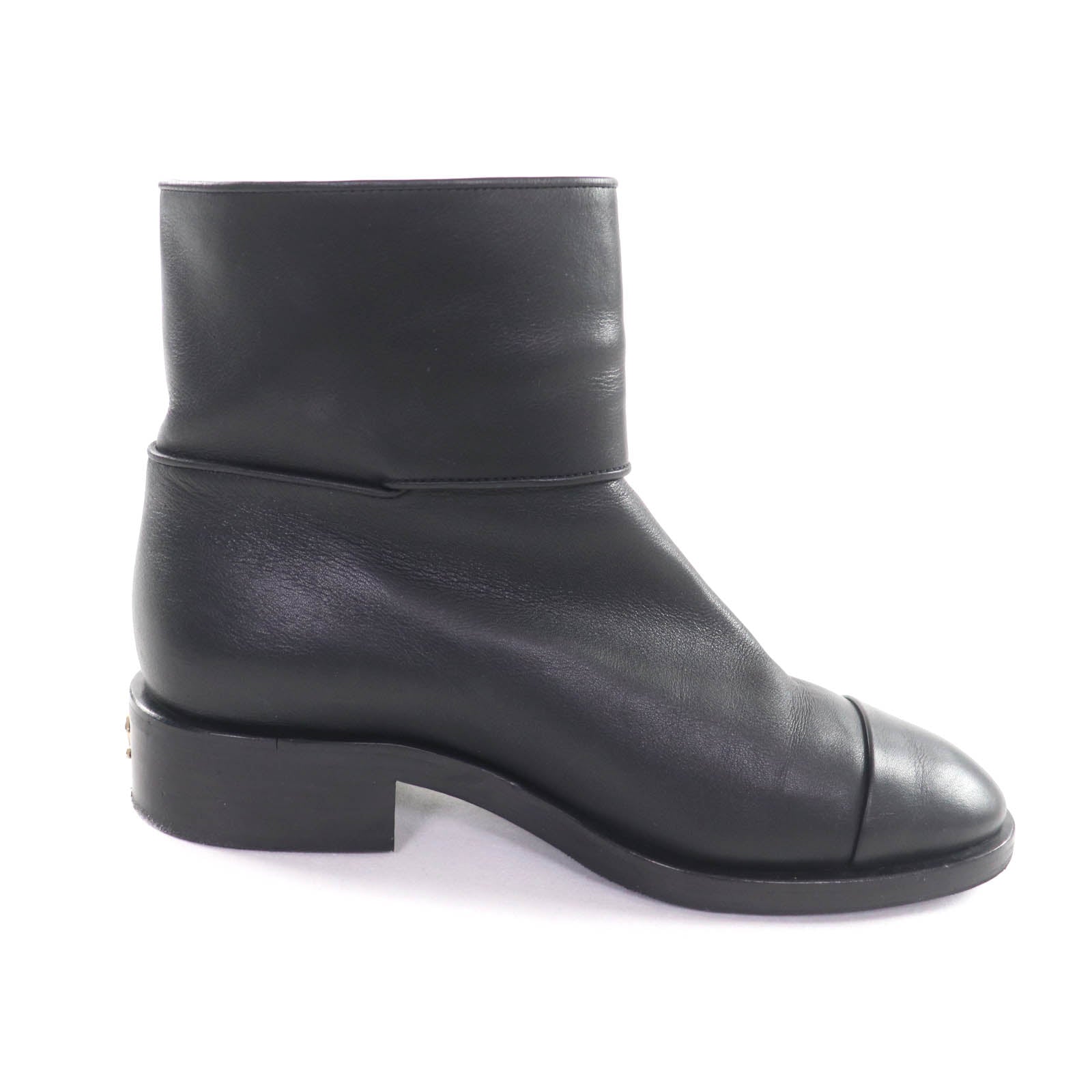 CHANEL ショートブーツ