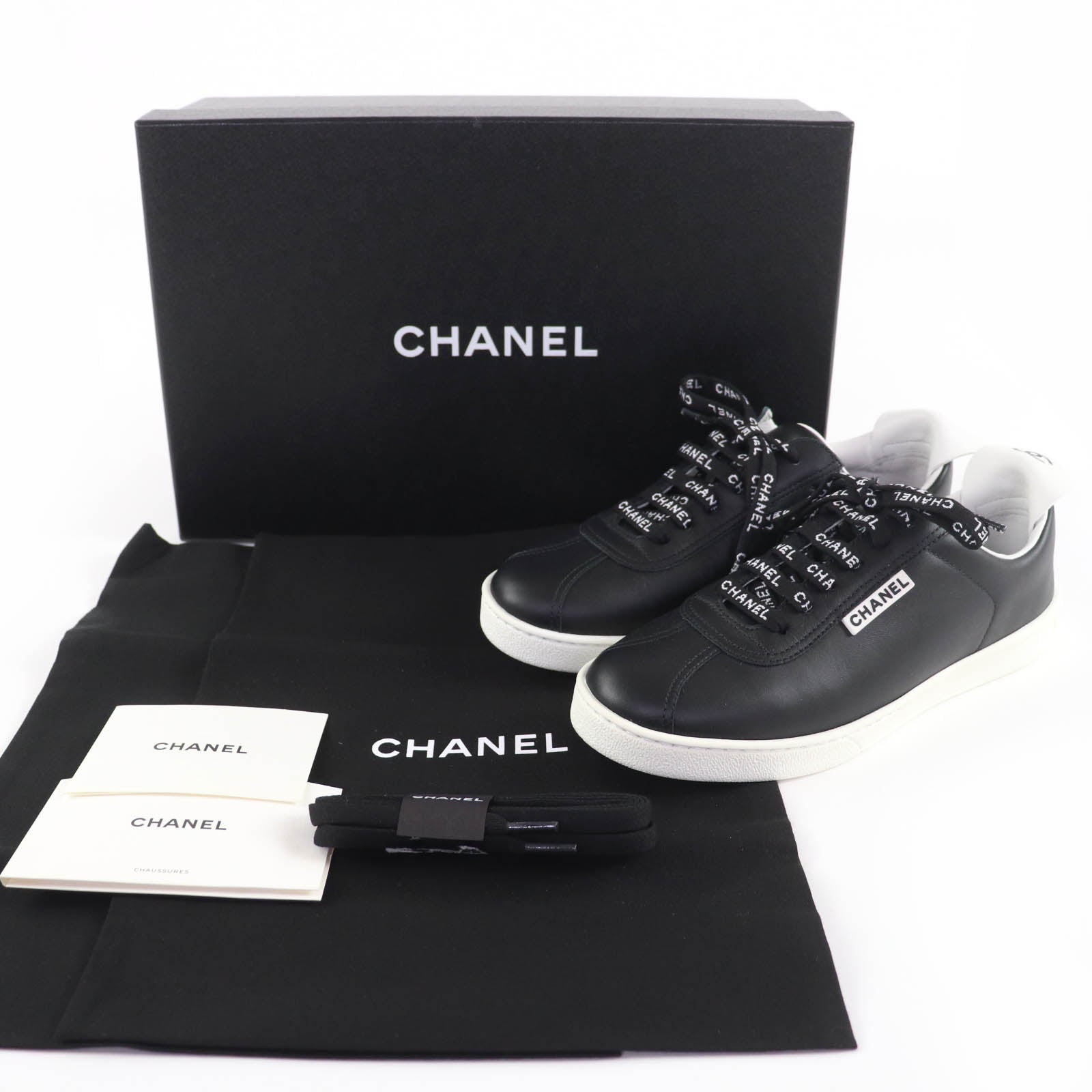 CHANEL ローカットスニーカー