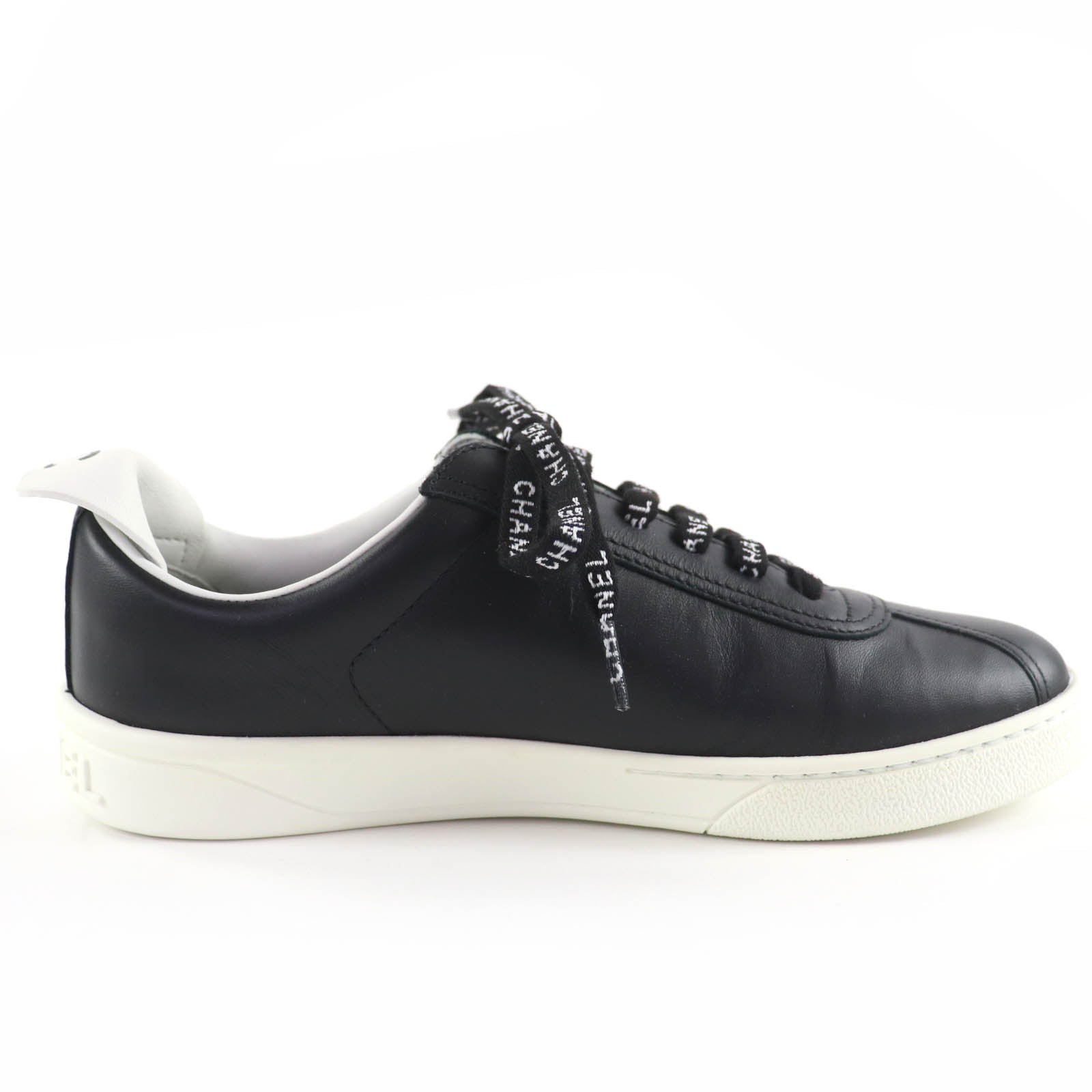 CHANEL ローカットスニーカー