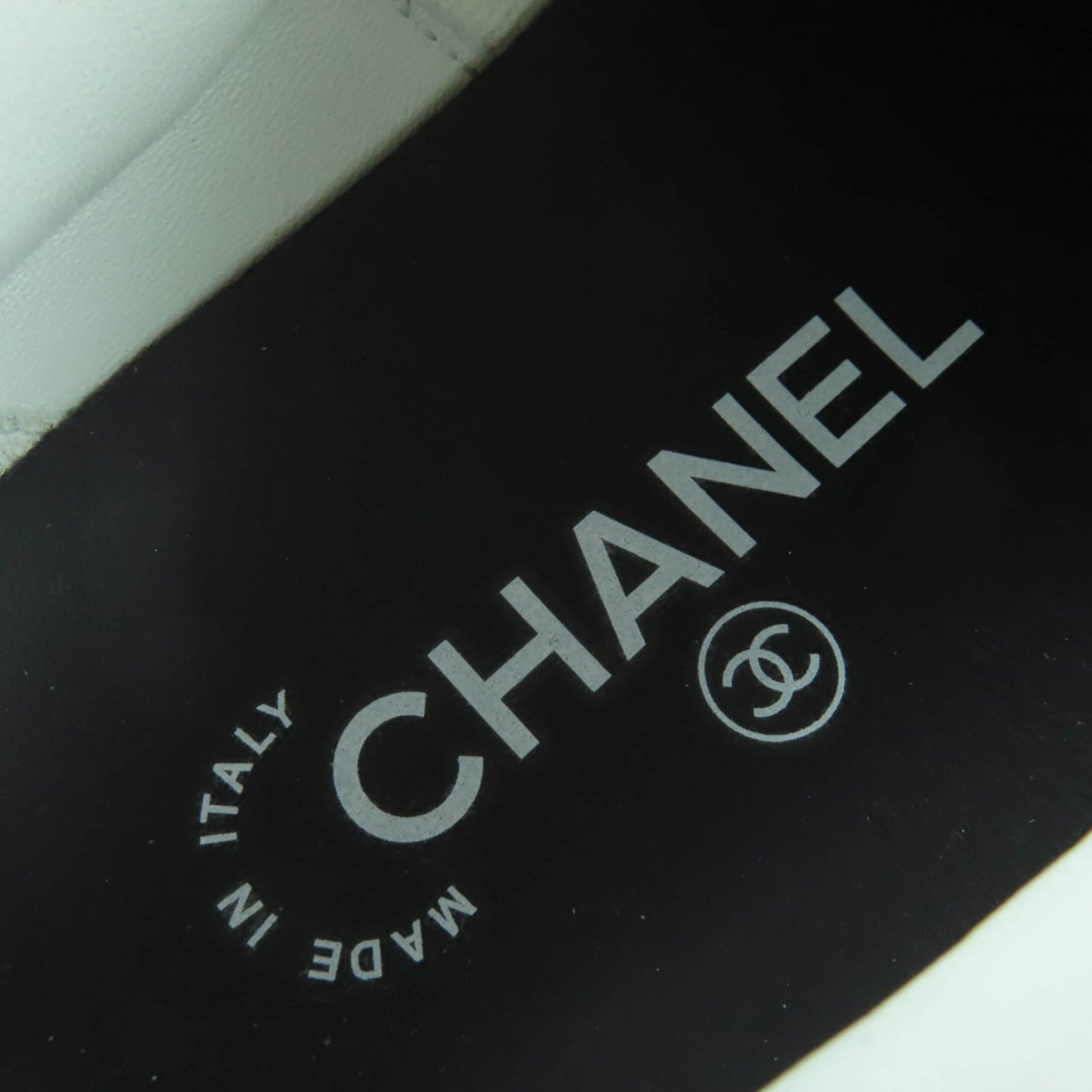 CHANEL ローカットスニーカー