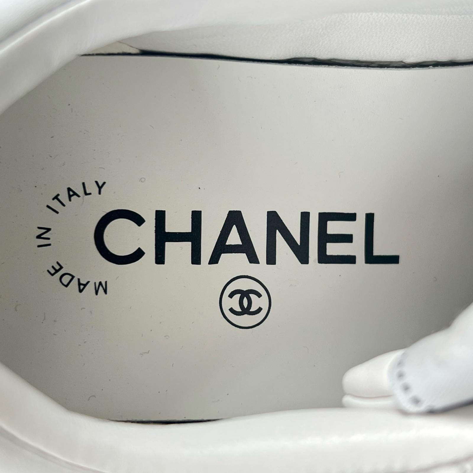 CHANEL スニーカー