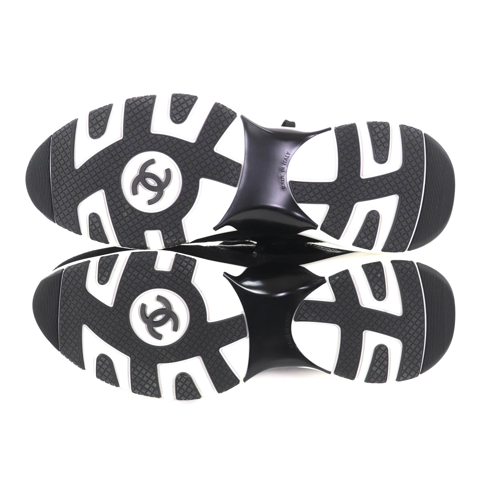 CHANEL ローカットスニーカー