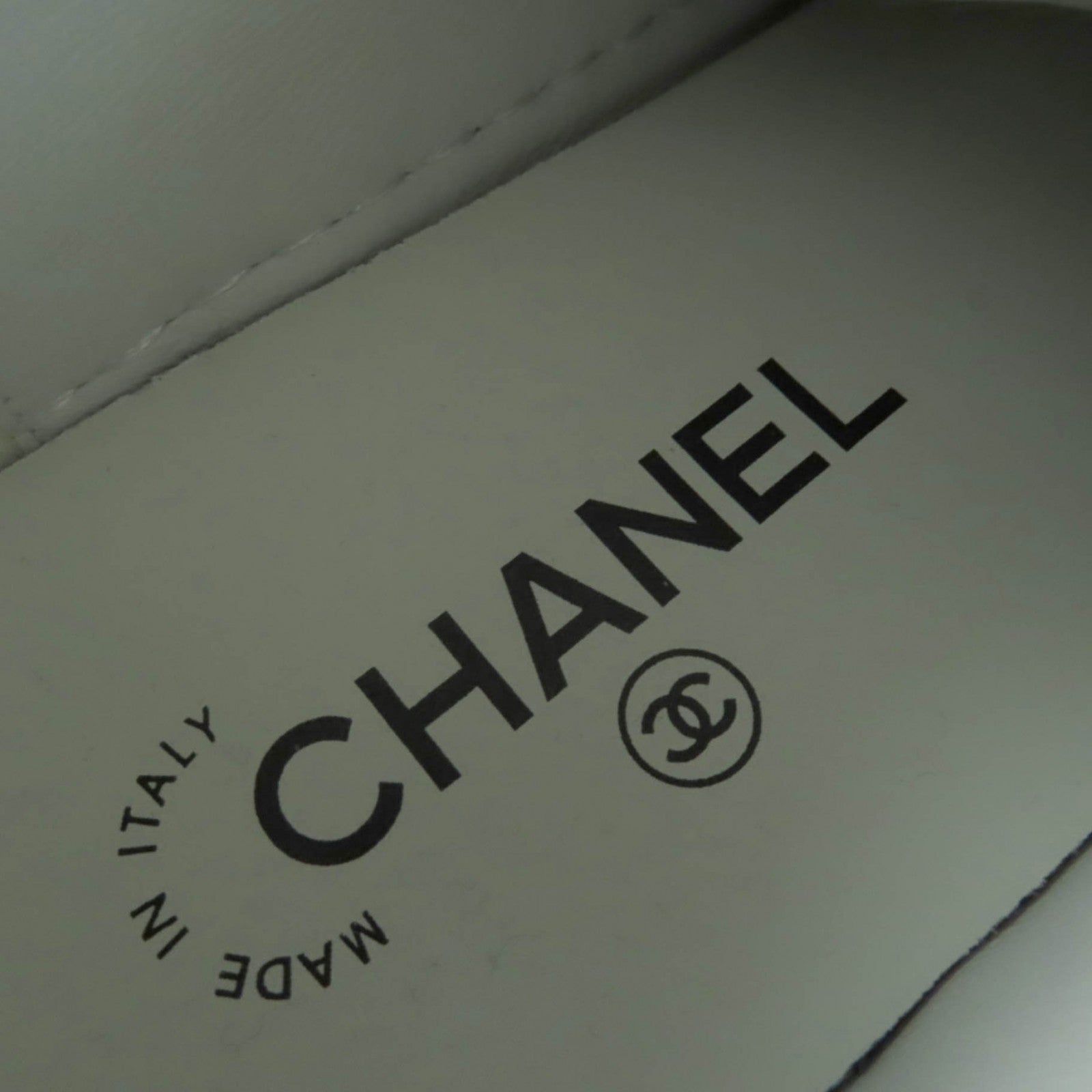 CHANEL ローカットスニーカー