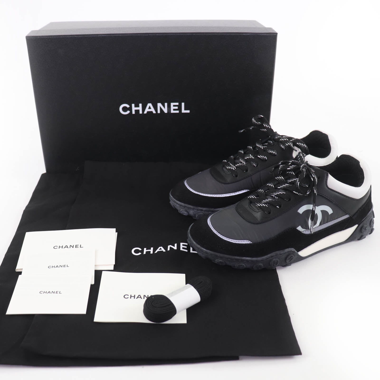 CHANEL ローカットスニーカー