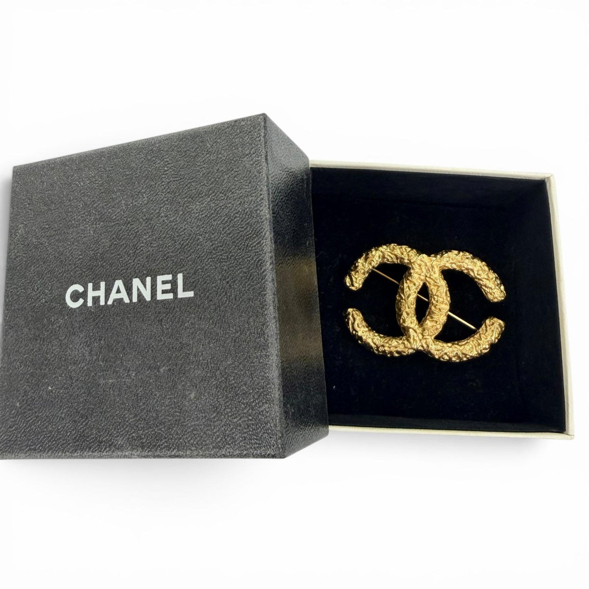 CHANEL ブローチ
