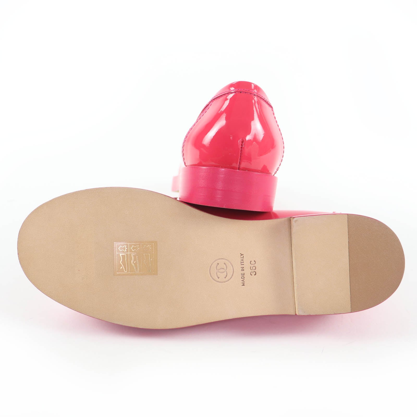 CHANEL ローファー