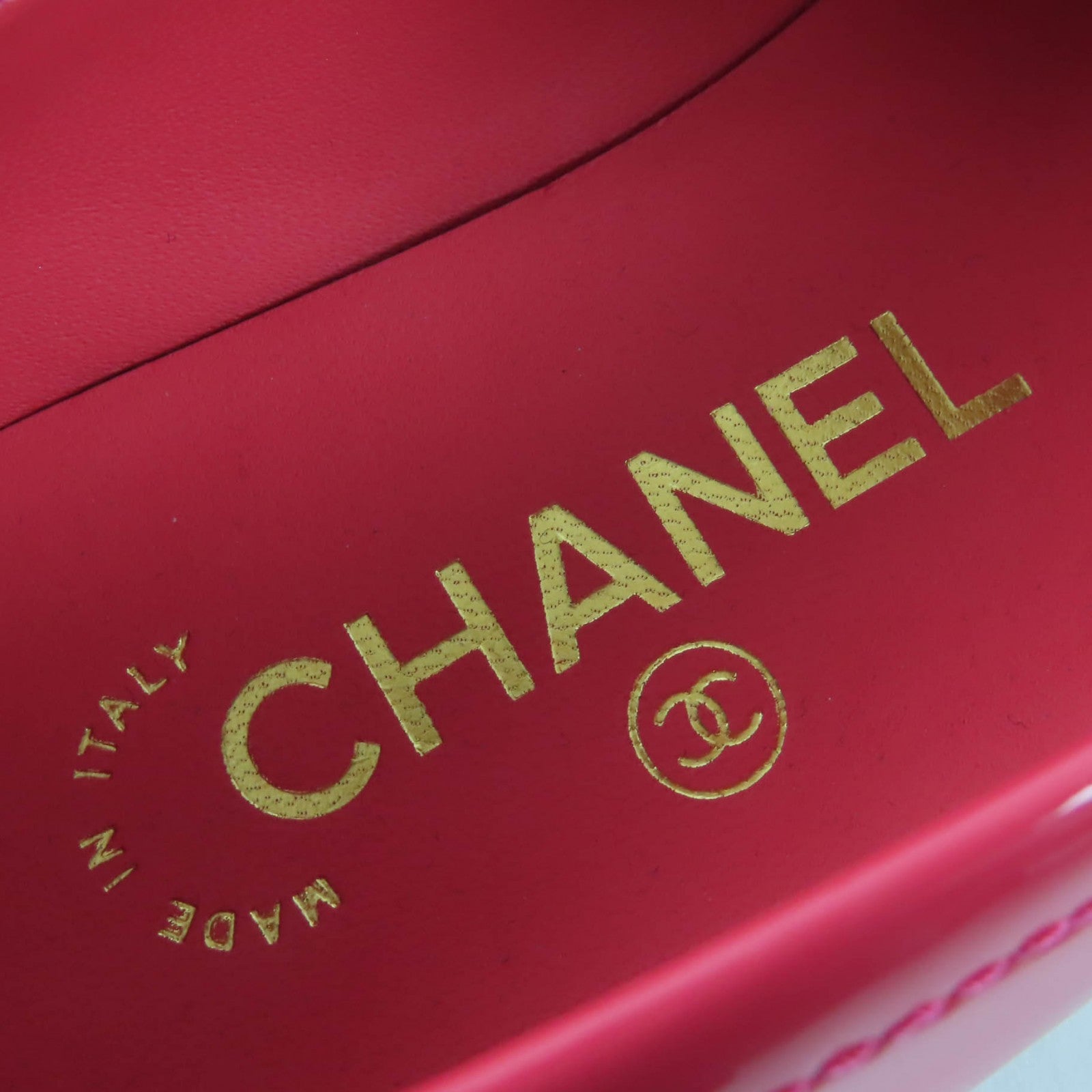 CHANEL ローファー