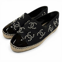 CHANEL スリッポン