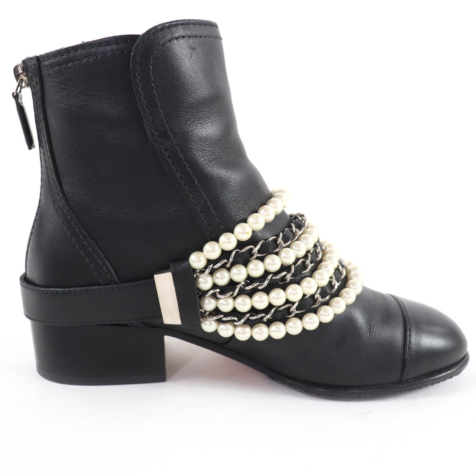 CHANEL ショートブーツ