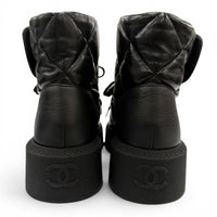 CHANEL ショートブーツ