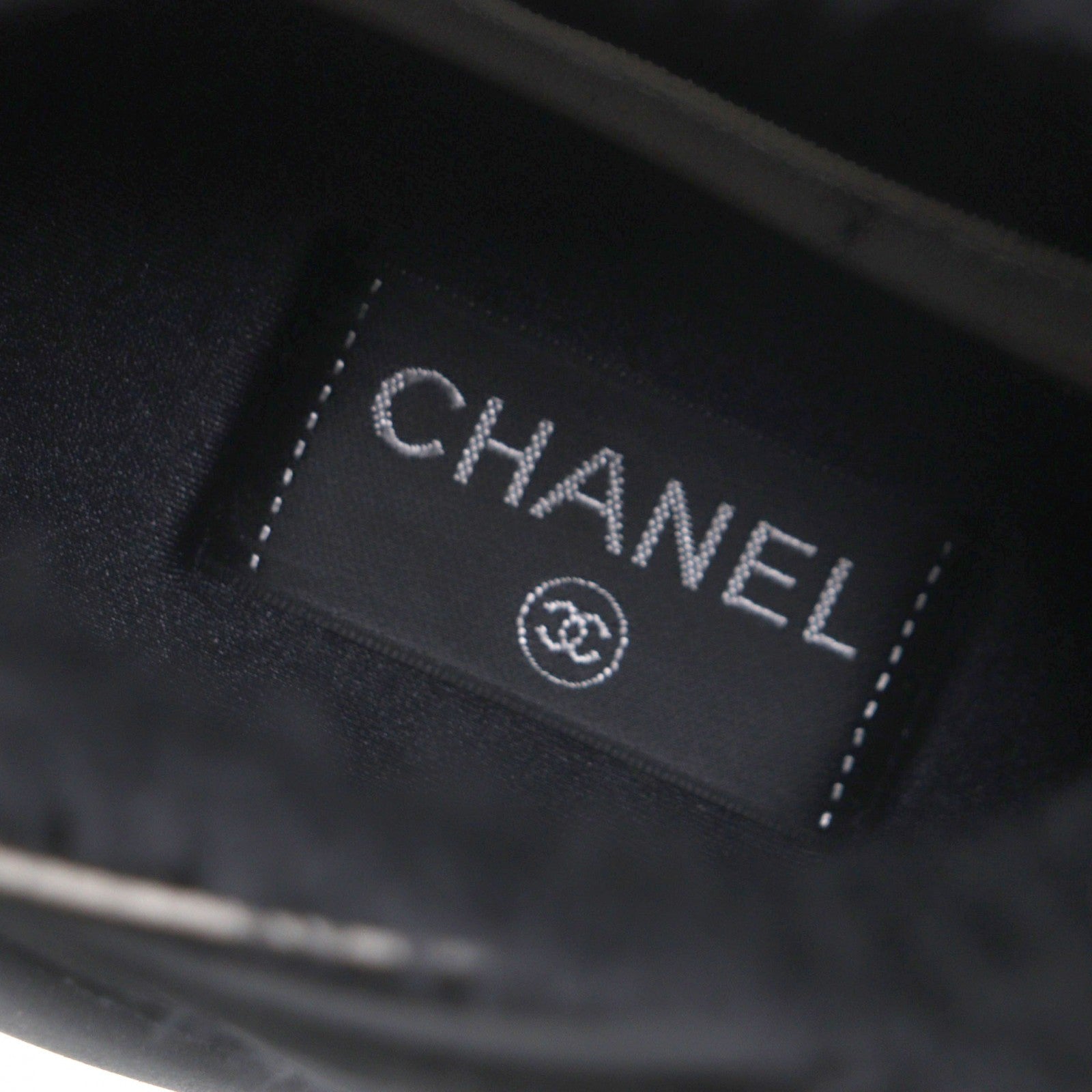 CHANEL スニーカー