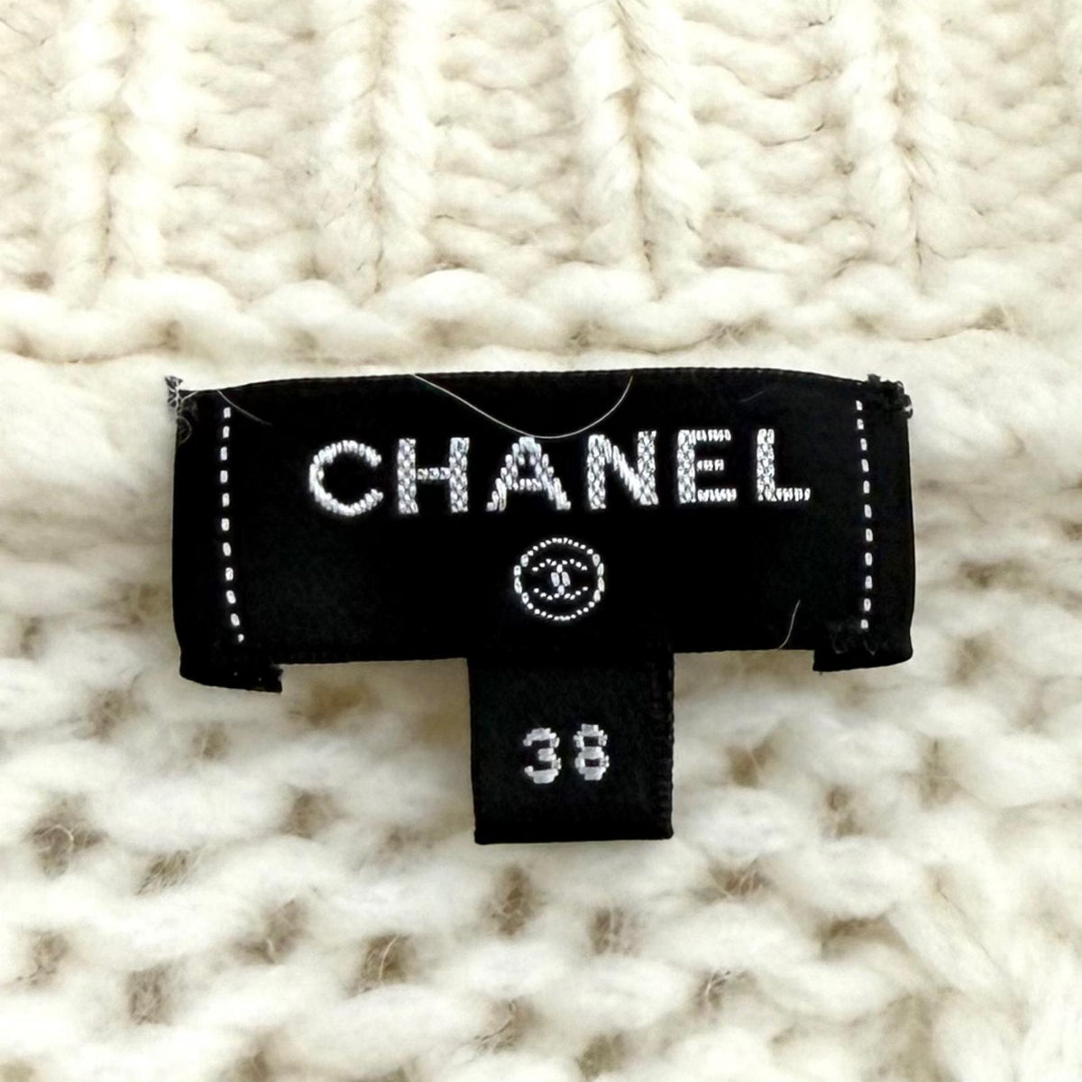 CHANEL カーディガン