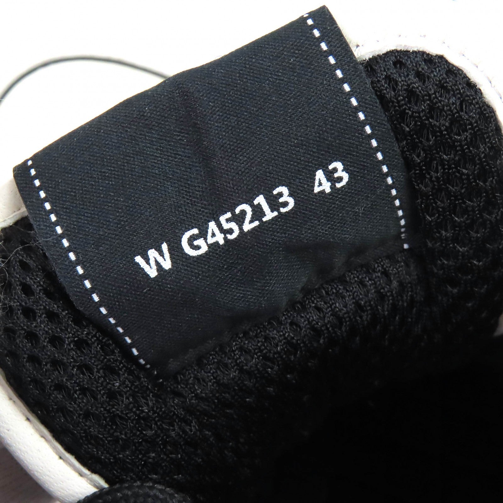 CHANEL スニーカー