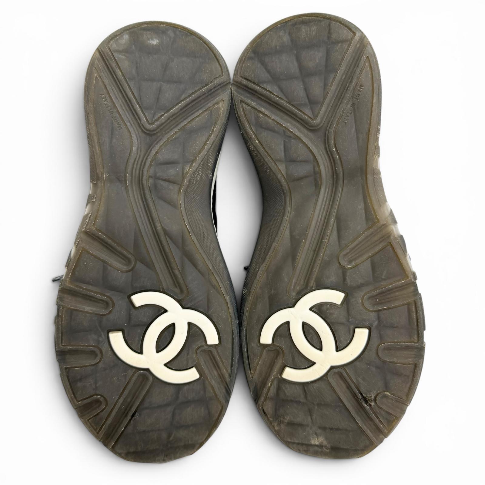 CHANEL スニーカー