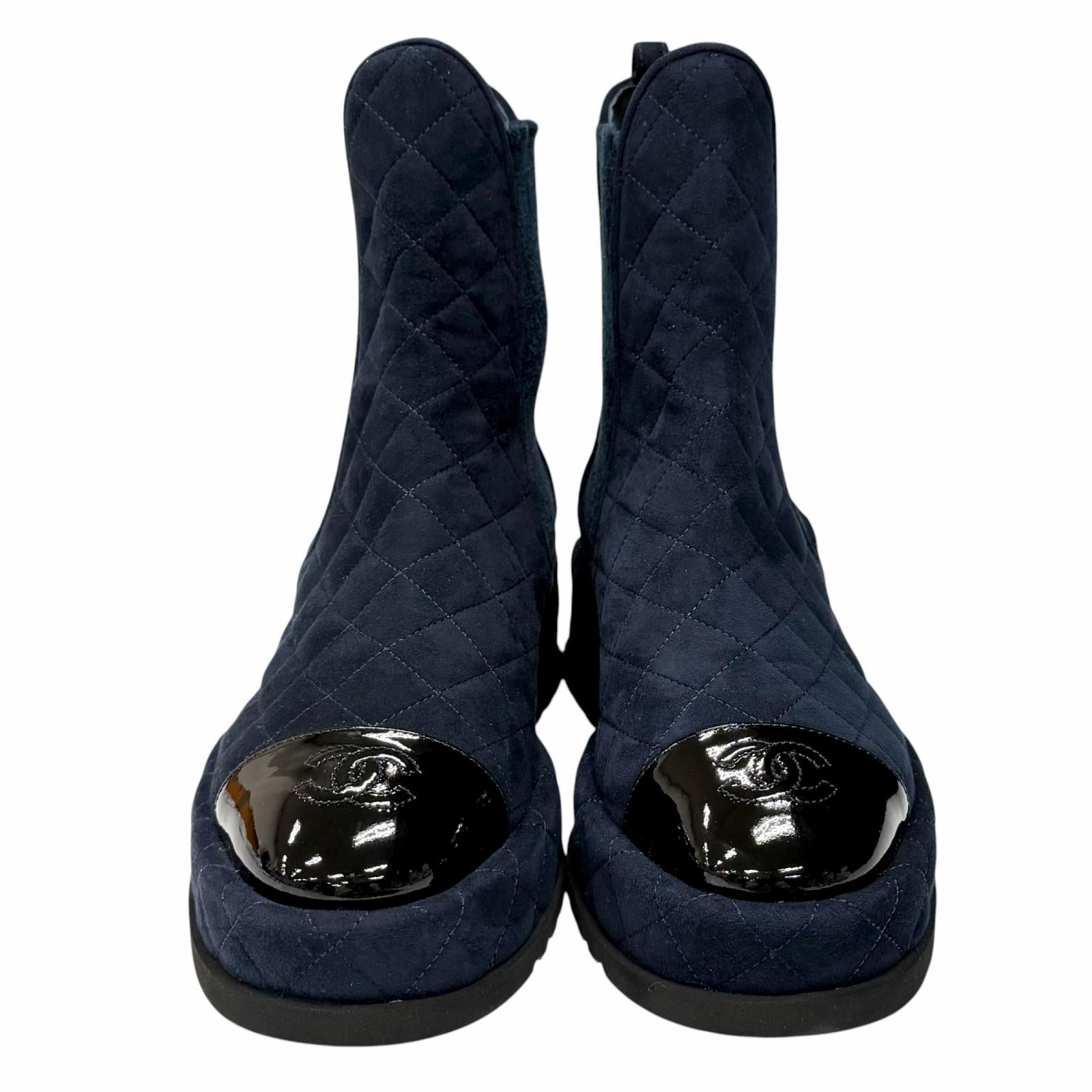 CHANEL ショートブーツ