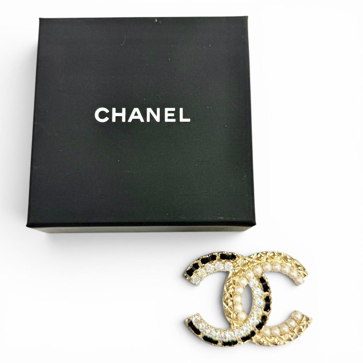 CHANEL ブローチ