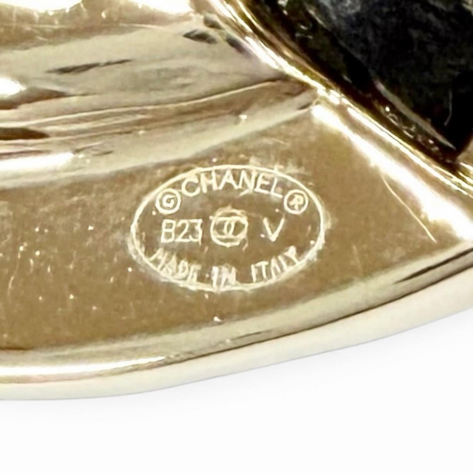 CHANEL gold CC logo leather pearl crystal women's accessory / シャネル レディース ゴールド CCロゴ レザー パール クリスタル アクセサリー