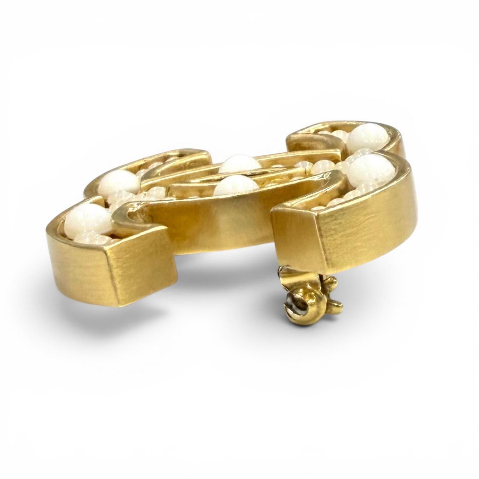CHANEL ブローチ