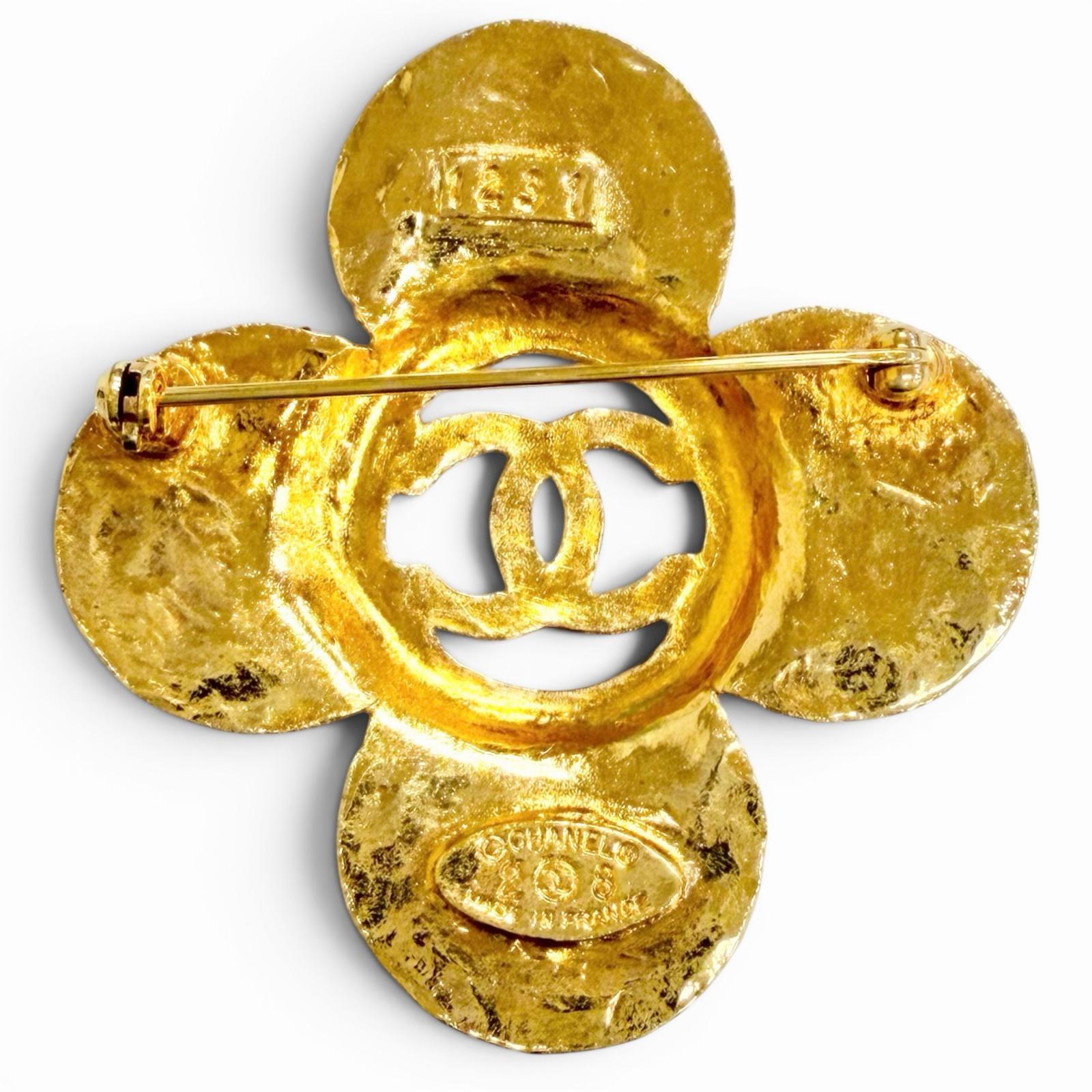 CHANEL ブローチ
