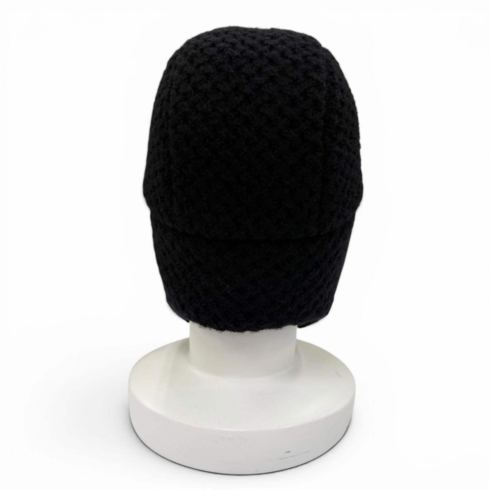 CHANEL black knit CC logo women's item / シャネル レディース ブラック ニット CCロゴ 商品
