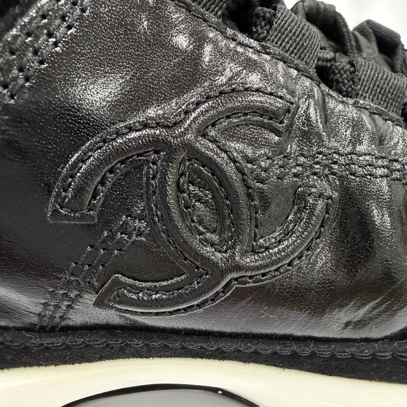 CHANEL Black Low cut sneakers Women COCO Mark Lace-up 07
